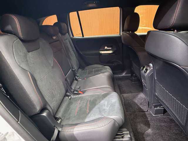 メルセデス・ベンツ Ｍ・ベンツ ＧＬＢ２００ｄ 4マチック AMGライン 千葉県 2024(令6)年 1.4万km デジタルホワイト パノラマＳＲ　/半革シート　/ＡＣＣ　/ナビ　/ＴＶ　/Ｂｌｕｅｔｏｏｔｈ接続　/３６０°シートヒーター　/電動リアゲート　/アクティブパーキングアシスト　　/アンビエントライト衝突軽減Ｂ　/ＢＳＭ　/ＬＫＡ　/禁煙車