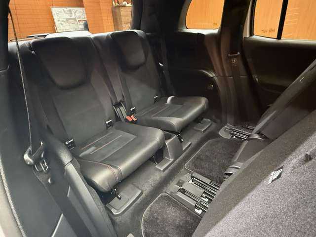 メルセデス・ベンツ Ｍ・ベンツ ＧＬＢ２００ｄ 4マチック AMGライン 千葉県 2024(令6)年 1.4万km デジタルホワイト パノラマＳＲ　/半革シート　/ＡＣＣ　/ナビ　/ＴＶ　/Ｂｌｕｅｔｏｏｔｈ接続　/３６０°シートヒーター　/電動リアゲート　/アクティブパーキングアシスト　　/アンビエントライト衝突軽減Ｂ　/ＢＳＭ　/ＬＫＡ　/禁煙車