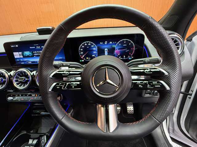 メルセデス・ベンツ Ｍ・ベンツ ＧＬＢ２００ｄ 4マチック AMGライン 千葉県 2024(令6)年 1.4万km デジタルホワイト パノラマＳＲ　/半革シート　/ＡＣＣ　/ナビ　/ＴＶ　/Ｂｌｕｅｔｏｏｔｈ接続　/３６０°シートヒーター　/電動リアゲート　/アクティブパーキングアシスト　　/アンビエントライト衝突軽減Ｂ　/ＢＳＭ　/ＬＫＡ　/禁煙車