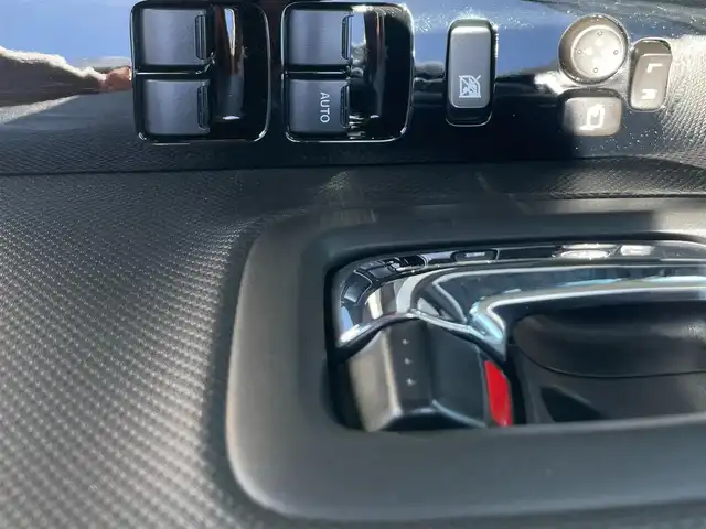 スズキ スペーシア カスタム HYBRID GS 大阪府 2018(平30)年 5.3万km ピュアホワイトP ”(株)IDOMが運営する【じしゃロン堺店】の自社ローン専用車両になります。/こちらは現金またはオートローンご利用時の価格です。自社ローンご希望の方は別途その旨お申付け下さい”
