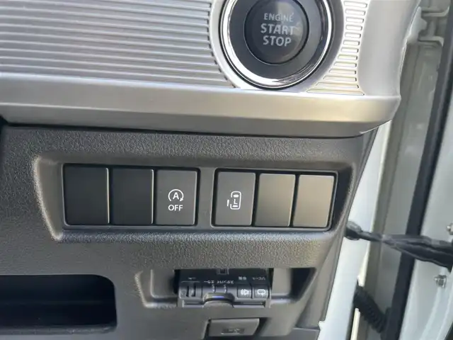 スズキ スペーシア カスタム HYBRID GS 大阪府 2018(平30)年 5.3万km ピュアホワイトP ”(株)IDOMが運営する【じしゃロン堺店】の自社ローン専用車両になります。/こちらは現金またはオートローンご利用時の価格です。自社ローンご希望の方は別途その旨お申付け下さい”