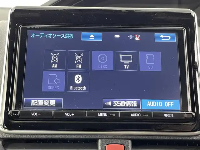 トヨタ エスクァイア ハイブリッド Gi ブラックテーラード 埼玉県 2017(平29)年 3.9万km スパークリングブラックパールクリスタルシャイン 純正９型ＳＤナビ　/バックカメラ　/両側パワースライドドア　/レザーシート　/シートヒーター　/オートマチックハイビーム　/オートＬＥＤライト　/フルセグＴＶ　/Ｂｌｕｅｔｏｏｔｈ　/ＥＴＣ２．０　/クルーズコントロール