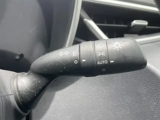 トヨタ カローラ スポーツ ハイブリッドG Z 千葉県 2018(平30)年 2.8万km ホワイトパールクリスタルシャイン TRDエアロ/トヨタセーフティセンス/純正ナビ/バックカメラ/ETC2.0/ステアリングスイッチ