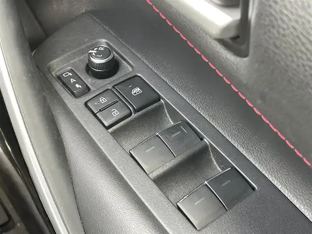 トヨタ カローラ スポーツ ハイブリッドG Z 千葉県 2018(平30)年 2.8万km ホワイトパールクリスタルシャイン TRDエアロ/トヨタセーフティセンス/純正ナビ/バックカメラ/ETC2.0/ステアリングスイッチ