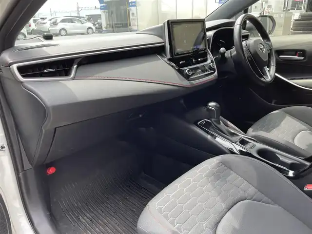 トヨタ カローラ スポーツ ハイブリッドG Z 滋賀県 2018(平30)年 2.8万km ホワイトパールクリスタルシャイン ＴＲＤエアロ/純正ナビ/Bluetooth/フルセグTV/USB/バックカメラ/ETC2.0/BSM/トヨタセーフティセンス/レーダークルーズコントロール/電動パーキング/ブレーキホールド/HUD/デジタルインナーミラー /ステアリングスイッチ/LEDヘッドライト/オートライト/フォグライト/スマートキー/プッシュスタート/純正アルミホイール