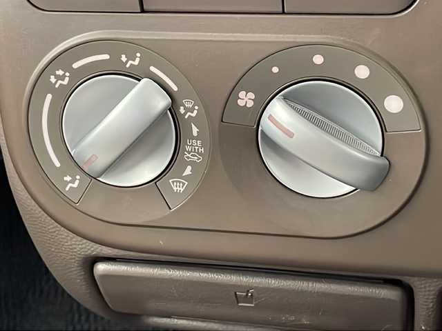 スズキ ラパン ショコラ G 千葉県 2015(平27)年 5.1万km キャンドルオレンジメタリック 禁煙車/社外SDナビ/オートライト/バックカメラ/ETC/AC/純正フロアマット/キセノンヘッドライト/Wエアバック/アイドリングストップ/合皮レザーシート/電格ミラー/ドアバイザー/スマートキー/スタートボタン