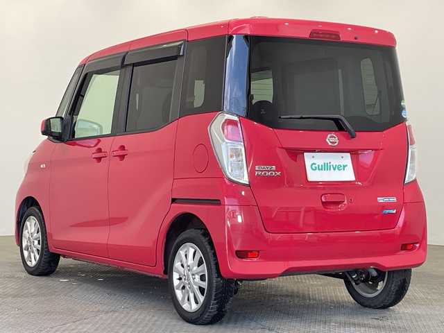 日産 デイズ ルークス X Vセレクション 栃木県 2015(平27)年 3.6万km アゼリアピンク 純正ナビ/　（CD/Bluetooth/フルセグTV/AUX）/バックカメラ/アラウンドビューモニター/ETC/エマージェンシーブレーキ/両側パワースライドドア/スマートキー/プッシュスタート/純正14インチAW/純正フロアマット/禁煙車/アイドリングストップ