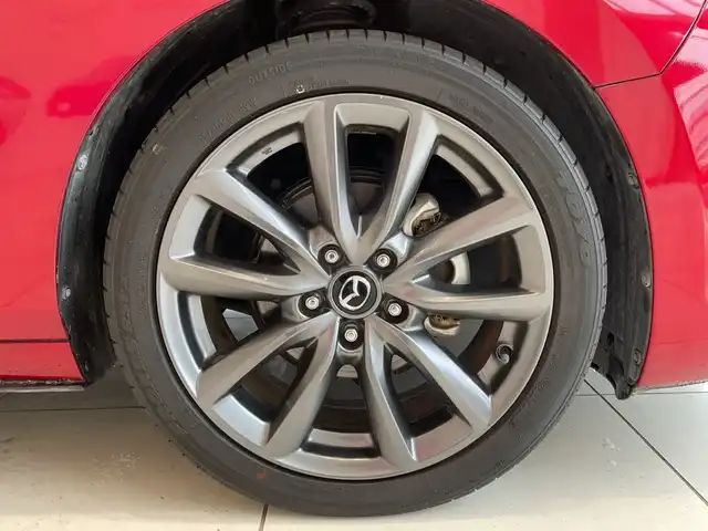 マツダ マツダ３ファストバック 15S ツーリング 埼玉県 2019(令1)年 2.6万km ソウルレッドクリスタルM スマートブレーキサポート　/純正メモリナビ/　　DVD/BT/ フルセグ　/バックカメラ　/レーダークルーズコントロール　/LEDオートライト　　/純正18インチアルミホイール　/ブラインドスポットモニター　/ヘッドアップディスプレイ/電子パーキング　/ETC