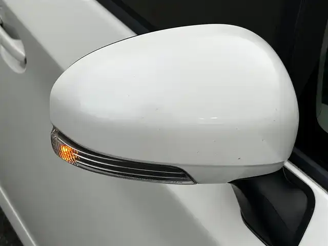 トヨタ プリウス S 鹿児島県 2014(平26)年 5.8万km ホワイトパールクリスタルシャイン DOPナビ　NSZT-W62G/AM/FM/CD/DVD/フルセグTV/BT/オートエアコン/電動格納ミラー/ETC/ステアリングスイッチ/走行モード/リアカメラ/バイキセノン/フォグライト/トノカバー