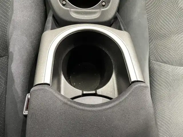 トヨタ プリウス S 鹿児島県 2014(平26)年 5.8万km ホワイトパールクリスタルシャイン 純正ナビ(NSZT-W62G)/(AM/FM/CD/DVD/フルセグTV/BT)/オートエアコン/電動格納ミラー/ETC/ステアリングスイッチ/バックカメラ/バイキセノン/フォグライト/トノカバー