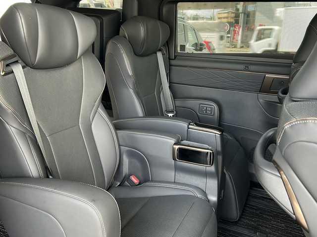 トヨタ アルファードハイブリット Z 京都府 2023(令5)年 1.5万km プラチナホワイトパールマイカ 純正ディスプレイオーディオナビ/フルセグTV/Bluetooth/Miracast/HDMI/FM/AM/全方位カメラ/ツインムーンルーフ/3眼LEDヘッドライト/後席用パワーサンシェード/両側パワースライドドア/パワーバックドア/運転席ポジションメモリー/全席パワーシート/全席シートヒーター/全席エアーシート/ステアリングヒーター/ステアリングスイッチ/前後ドラレコ/ビルトインETC2.0/純正フロアマット/純正ドアバイザー/電格ウィンカーミラー/トヨタセーフティセンス/BSM/置くだけ充電/禁煙車