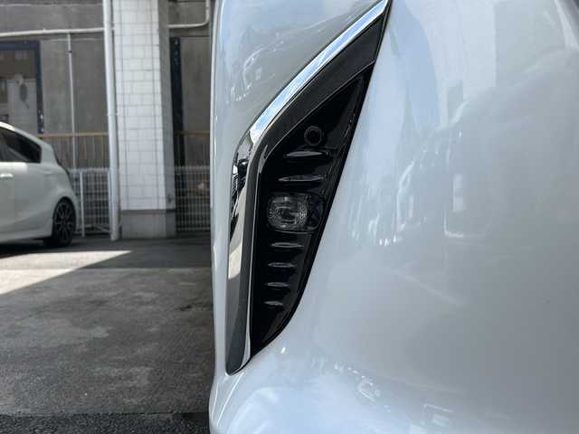 トヨタ アルファードハイブリット Z 京都府 2023(令5)年 1.5万km プラチナホワイトパールマイカ 純正ディスプレイオーディオナビ/フルセグTV/Bluetooth/Miracast/HDMI/FM/AM/全方位カメラ/ツインムーンルーフ/3眼LEDヘッドライト/後席用パワーサンシェード/両側パワースライドドア/パワーバックドア/運転席ポジションメモリー/全席パワーシート/全席シートヒーター/全席エアーシート/ステアリングヒーター/ステアリングスイッチ/前後ドラレコ/ビルトインETC2.0/純正フロアマット/純正ドアバイザー/電格ウィンカーミラー/トヨタセーフティセンス/BSM/置くだけ充電/禁煙車