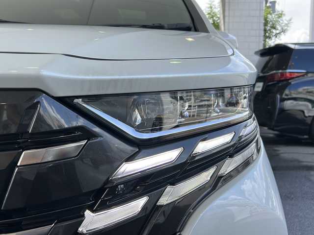 トヨタ アルファードハイブリット Z 京都府 2023(令5)年 1.5万km プラチナホワイトパールマイカ 純正ディスプレイオーディオナビ/フルセグTV/Bluetooth/Miracast/HDMI/FM/AM/全方位カメラ/ツインムーンルーフ/3眼LEDヘッドライト/後席用パワーサンシェード/両側パワースライドドア/パワーバックドア/運転席ポジションメモリー/全席パワーシート/全席シートヒーター/全席エアーシート/ステアリングヒーター/ステアリングスイッチ/前後ドラレコ/ビルトインETC2.0/純正フロアマット/純正ドアバイザー/電格ウィンカーミラー/トヨタセーフティセンス/BSM/置くだけ充電/禁煙車