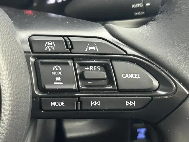 トヨタ シエンタ ハイブリッド Z 道央・札幌 2023(令5)年 2.9万km ホワイトパールクリスタルシャイン ・ワンオーナー/・４WD/・純正10.5型ディスプレイオーディオ/・コネクティッドナビ/・フルセグ/・パノラミックビューモニター/・純正ドライブレコーダー/・ビルトインETC/・AC100V/1500W/・トヨタセーフティセンス/・レーダークルーズコントロール/・クリアランスソナー/・オートハイビーム/・PCS/・PDA/・PCTA/・PKSB/・RSA/・BSM/・両側パワースライドドア/・LEDヘッドライト/・フォグライト/・オートライト/・プッシュスタート/・スマートキー/・純正フロアマット