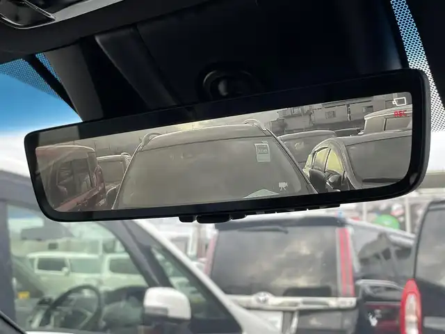 トヨタ ハリアー Z 滋賀県 2023(令5)年 3.3万km プラチナホワイトパールマイカ １２．３インチ純正ナビ/（フルセグTV/Bluetooth/USB/HDMI/Miracast）/Ｆ．Ｓ．Ｂカメラ前後ソナー/運転席パワーシート/ＪＢＬプレミアムサウンド/デジタルインナーミラー/追従型クルーズコントロール/パワーリアゲート/電動パーキングブレーキ/オートハイビーム/MTモード付AT/ハーフレザーシート/ＨＵＤ/ビルトインＥＴＣ