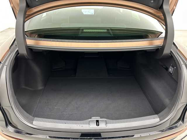 トヨタ クラウン クロスオーバー Z 三重県 2024(令6)年 1.2万km 茶Ｍ /禁煙車//純正ナビ/　フルセグTV/Bluetooth/Applecarplay//全方位カメラ//全席イージークローザー//デジタルインナーミラー//置くだけ充電//パワーイージーアクセスシステム//メモリーシート//前席シートヒーター//前席ベンチレーション//ハンドルヒーター//HUD//BSM//レーダークルーズコントロール//ドアバイザー//純正アルミホイール//ETC2.0//前席パワーシート//プッシュスタート//スマートキー//スペアキー//100V充電