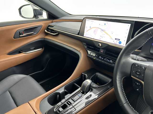 トヨタ クラウン クロスオーバー Z 三重県 2024(令6)年 1.2万km 茶Ｍ /禁煙車//純正ナビ/　フルセグTV/Bluetooth/Applecarplay//全方位カメラ//全席イージークローザー//デジタルインナーミラー//置くだけ充電//パワーイージーアクセスシステム//メモリーシート//前席シートヒーター//前席ベンチレーション//ハンドルヒーター//HUD//BSM//レーダークルーズコントロール//ドアバイザー//純正アルミホイール//ETC2.0//前席パワーシート//プッシュスタート//スマートキー//スペアキー//100V充電