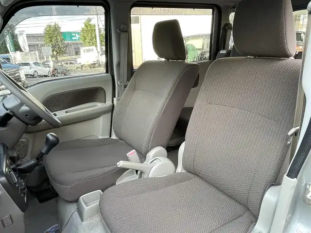 スズキ エブリイ JOIN 宮城県 2024(令6)年 0.9万km モスグレーメタリック 切り替え４ＷＤ　/純正ディスプレイオーディオ　/（FM/AM、Bluetooth、USB）/バックカメラ　/追突軽減システム/レーンアシスト/コーナーセンサー　/オートライト/フォグランプ　/ワンオーナー/保証書/取扱説明書/D席シートヒーター/電動格納ミラー/純正フロアマット/ヘッドライトレベライザー/リモコンキー