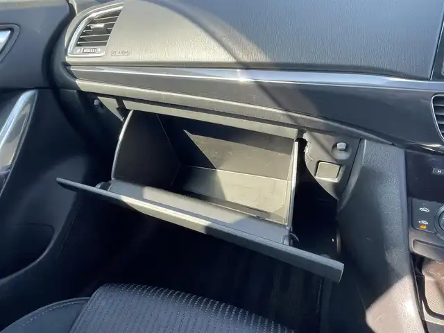 マツダ アテンザ ワゴン XD 宮崎県 2014(平26)年 7.9万km スノーフレイクホワイトパールマイカ 純正ナビ（GA9K3）/（DVD再生有り）/純正アルミホイール/純正フロアマット/クルーズコントロール/バックカメラ/ルーフレール/純正LEDヘッドライト/MTモード付AT/スマートキー/パワーステアリング/パワーウィンドウ/ABS/ETC/フルセグ/コーナーセンサー