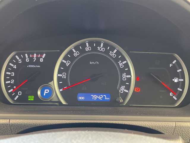 トヨタ ヴォクシー ZS 埼玉県 2014(平26)年 8万km ホワイトパールクリスタルシャイン 純正メモリナビ/　　BT/フルセグ/バックカメラ/両側パワースライドドア/LEDオートライト/純正16インチアルミホイール/アイドリングストップ/ステアリングスイッチ/スマートキー2本/ETC