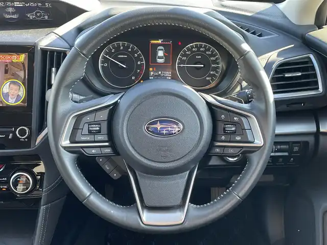 スバル インプレッサ スポーツ 2．0i－L アイサイト 青森県 2019(令1)年 1.8万km クリスタルホワイトP ワンオーナー/純正8インチメモリナビ【NR-MZ300-BIN-4】/(AM/FM/CD/DVD/MusicFolder/iPod/Bluetooth/フルセグTV)/バック/サイド/アイサイト/・プリクラッシュブレーキ/・全車速追従機能付クルーズコントロール/・定速クルーズコントロール/・アクティブレーンキープ/・AT誤発進/誤後進抑制制御/後側方警戒支援システム/横滑り防止/オートビークルホールド/電動パーキングブレーキ/社外18インチアルミホイール/Panasonic前方ドライブレコーダー【CA-DR03TDFA】/革巻きステアリング/パドルシフト/ステアリングスイッチ/シートメモリー(D)/パワーシート(D/N)/純正フロアマット/USB端子/アクセサリーソケット/スペアキー×1/エンジンスターター/保証書/取扱説明書/ナビ取扱説明書