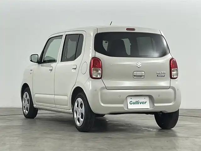 スズキ アルト ハイブリッドS 福島県 2024(令6)年 0.3万km ソフトベージュメタリック スズキセーフティサポート/・デュアルセンサーブレーキサポート/・車線逸脱警報/・誤発進抑制機能/・後退時ブレーキサポート/・オートハイビーム/・先行車発進お知らせ機能/・ふらつき警報/・コーナーセンサー/純正ディスプレイオーディオ/ナビ機能なし/・BT.USB.アップルカープレイ.アンドロイドオート/バックカメラ/LEDヘッドライト/シートヒーター（D）/純正フロアマット/オートライト/純正フロアマット