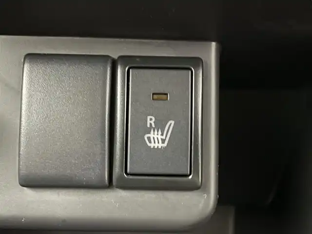 スズキ アルト ハイブリッドS 福島県 2024(令6)年 0.3万km ソフトベージュメタリック スズキセーフティサポート/・デュアルセンサーブレーキサポート/・車線逸脱警報/・誤発進抑制機能/・後退時ブレーキサポート/・オートハイビーム/・先行車発進お知らせ機能/・ふらつき警報/・コーナーセンサー/純正ディスプレイオーディオ/ナビ機能なし/・BT.USB.アップルカープレイ.アンドロイドオート/バックカメラ/LEDヘッドライト/シートヒーター（D）/純正フロアマット/オートライト/純正フロアマット