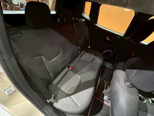 クライスラー・ジープ ジープ レネゲード ロンジチュード 千葉県 2016(平28)年 5.2万km ベージュ ビーツオーディオ　/クルーズコントロール　/レーンキープアシスト/KENWOODナビ　/フルセグTV /バックカメラ　/Bluetooth　/純正アルミホイール　/ETC