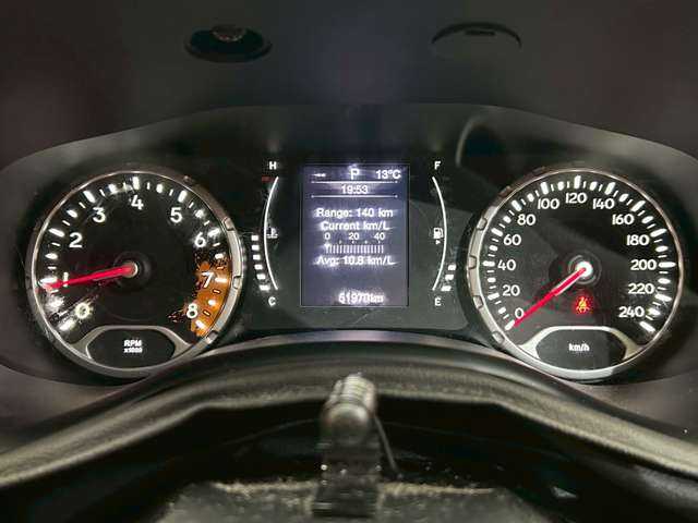 クライスラー・ジープ ジープ レネゲード ロンジチュード 千葉県 2016(平28)年 5.2万km ベージュ ビーツオーディオ　/クルーズコントロール　/レーンキープアシスト/KENWOODナビ　/フルセグTV /バックカメラ　/Bluetooth　/純正アルミホイール　/ETC