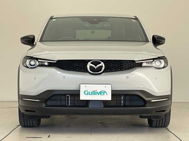 マツダ ＭＸ－３０ インダストリアルクラシック 愛知県 2020(令2)年 2.1万km セラミックM 純正8型ナビ/全方位カメラ/レーダークルーズコントロール/シートヒーター/パワーシート/ヘッドアップディスプレイ/コーナーセンサー/純正アルミホイール/ブラインドスポットモニター/LEDヘッドライト/ステアリングヒーター/オートマチックハイビーム/ドライブレコーダー/衝突軽減システム/フルセグ/Bluetooth/ETC/ステアリングスイッチ/スマートキー/プッシュスタート