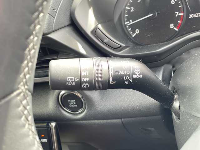 マツダ ＭＸ－３０ インダストリアルクラシック 愛知県 2020(令2)年 2.1万km セラミックM 純正8型ナビ/全方位カメラ/レーダークルーズコントロール/シートヒーター/パワーシート/ヘッドアップディスプレイ/コーナーセンサー/純正アルミホイール/ブラインドスポットモニター/LEDヘッドライト/ステアリングヒーター/オートマチックハイビーム/ドライブレコーダー/衝突軽減システム/フルセグ/Bluetooth/ETC/ステアリングスイッチ/スマートキー/プッシュスタート