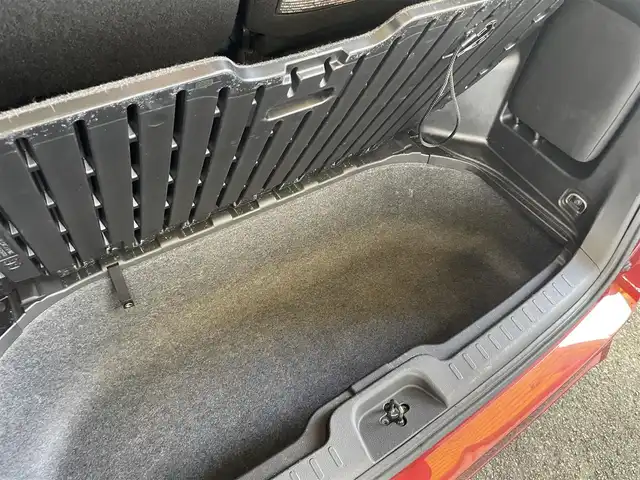 日産 セレナ ハイウェイスター Vセレクション 和歌山県 2018(平30)年 10.2万km マルーンレッド 2トーン 純正ナビ（MM517D-L)/（AM/FM/CD/DVD/SD/フルセグTV/Bluetooth/AUX）/ワンオーナー/両側パワースライドドア/全周囲カメラ/バックカメラ/クリアランスソナー/クルーズコントロール（追従なし）/デュアルバックドア/パーキングアシスト/前方ドライブレコーダー/アイドリングストップ/純正サンバイザー/２．３列目USBポート×２/2トーンカラー/保証書/取扱説明書