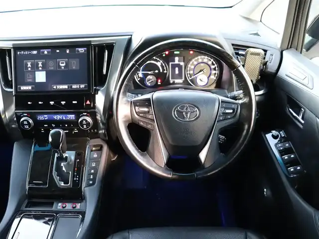 トヨタ ヴェルファイア ハイブリット ZR Gエディション 神奈川県 2016(平28)年 3.8万km ホワイトパールクリスタルシャイン モデリスタエアロ/モデリスタマフラー/寒冷地仕様/純正１０型ナビ/フルセグＴＶ/置くだけ充電/インテリアイルミネーション/ＴＶキャンセラー/ステアリングヒーター/前席シートヒーター/パワーバックドア/オートマチックハイビーム/ETC/両側パワースライドドア/黒革シート/クルーズコントロール