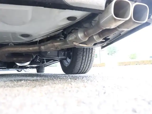 トヨタ ヴェルファイア ハイブリット ZR Gエディション 神奈川県 2016(平28)年 3.8万km ホワイトパールクリスタルシャイン モデリスタエアロ/モデリスタマフラー/寒冷地仕様/純正１０型ナビ/フルセグＴＶ/置くだけ充電/インテリアイルミネーション/ＴＶキャンセラー/ステアリングヒーター/前席シートヒーター/パワーバックドア/オートマチックハイビーム/ETC/両側パワースライドドア/黒革シート/クルーズコントロール