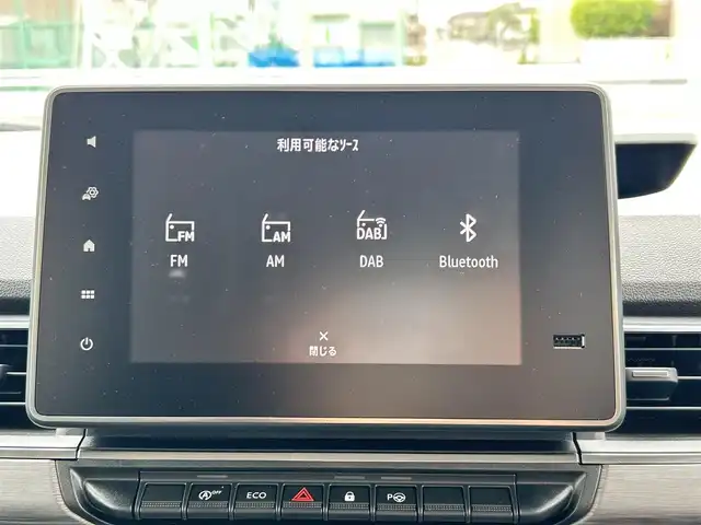ルノー ルノー カングー クルール ディーゼル MT 群馬県 2025(令7)年 0.1万km ベージュ 140台限定車/ワンオーナー/ディーゼル/6MT/ルノーイージードライブ/・車線維持支援/・アダプティブクルーズコントロール/・衝突被害軽減ブレーキ/・車線逸脱警報/・駐車支援システム/純正ディスプレイオーディオ/（AM/FM/Bluetooth)/バックカメラ/置くだけ充電/ハーフレザーシート/両側スライドドア/ETC/アイドリングストップ/電動格納ミラー/オートエアコン/オートライト/革巻きステアリング/ステアリングスイッチ/純正ホイールキャップ積込み（未開封）/トノカバー/スペアキー×1/保証書/取説
