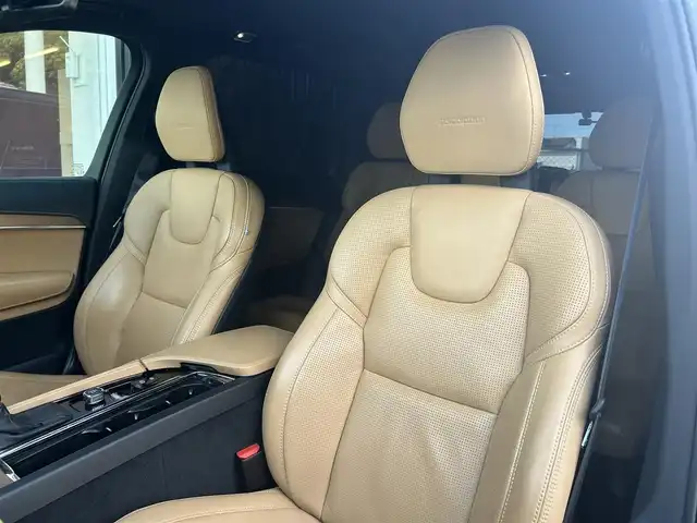 ボルボ ＸＣ９０ D5 AWD インスクリプション 福岡県 2020(令2)年 5.9万km Ｄグリーン アダプティブクルーズコントロール/インテリセーフ/パノラマサンルーフ/harman/kardon/ヘッドアップディスプレイ/茶革シート/全席シートヒーター/前席エアシート　/純正ナビ/全方位カメラ/フルセグTV/Bluetooth/Applecarplay/androidauto/LEDヘッドライト/前後ドライブレコーダー/純正19インチアルミホイール/ETC/取扱説明書/保証書