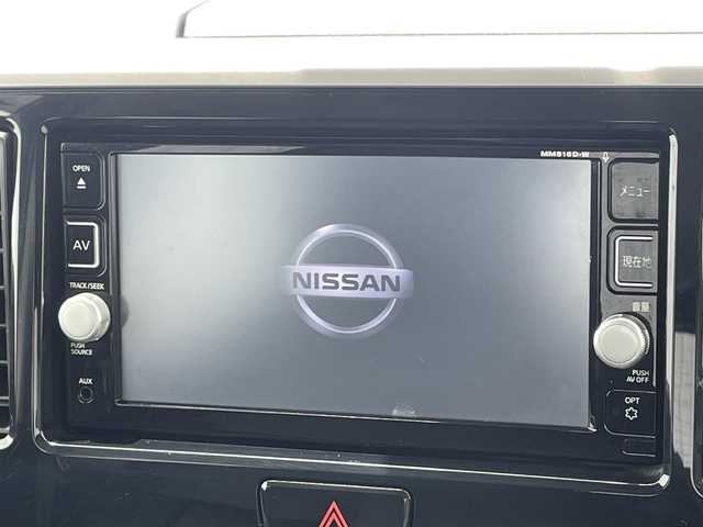 日産 デイズ ルークス ライダー Bライン HWSターボ 山形県 2016(平28)年 6.7万km ブラック (株)IDOMが運営する【じしゃロン山形店】の自社ローン専用車両になります。/こちらは現金またはオートローンご利用時の価格です。/自社ローンご希望の方は別途その旨お申付け下さい。/純正ナビ/【TV/CD/DVD/FM/AM/Bluetooth】/両側パワースライドドア/アラウンドビューモニター/ETC/ドラレコ/レーダー探知機/ウィンカーミラー/デジタルルームミラー/シートカバー/プッシュスタート/スマートキー/ドアバイザー/ステアリングスイッチ/アイドリングストップ/背面テーブル/後席サンシェード/ISOFIX/横滑り防止/衝突軽減/純正ナビ（ＭＭ５１６Ｄ－Ｗ）　アラウンドビューモニター　エマージェンシーブレーキ　両側パワースライドドア　アイドリングストップ　ＬＥＤヘッドライト　ＥＴＣ　ＣＤ／ＤＶＤ　フルセグＴＶ　ブルートゥース