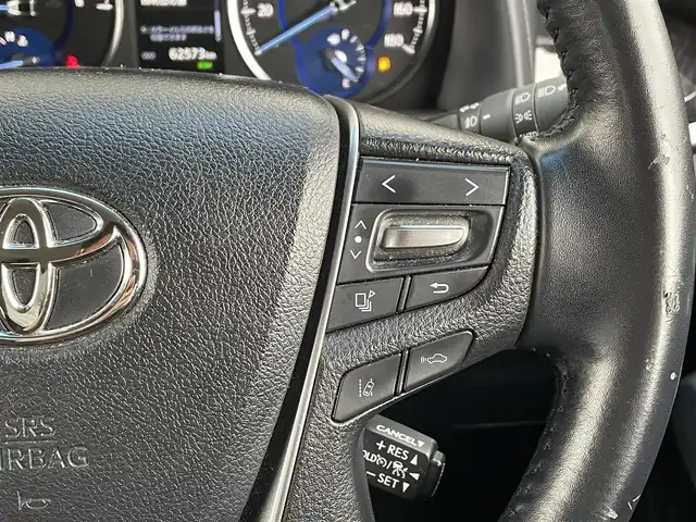 トヨタ ヴェルファイア ハイブリット Z 道央・札幌 2019(平31)年 6.3万km ホワイトパールクリスタルシャイン ・４WD/・衝突軽減ブレーキ/・アルパインナビ/　ＣＤ＆ＤＶＤ＆ＢＴ＆ＴＶ/・バックカメラ/・両側パワースライドドア/・アルパインフリップダウンモニター/・コーナーセンサー/・レーンキープアシスト/・レーダークルーズコントロール/・オートエアコン/・オートライト/・オートリトラミラー/・ブラインドスポットモニター/・デジタルインナーミラー/・前方ドライブレコ―ダー/・プッシュスタート/・スマートキー/・ハンズフリー/・ステアリングスイッチ/・ＭＴ付ＡＴ/・ビルトインＥＴＣ/・純正フロアマット/・ウィンカーミラー/・ドアバイザー/・フォグライト
