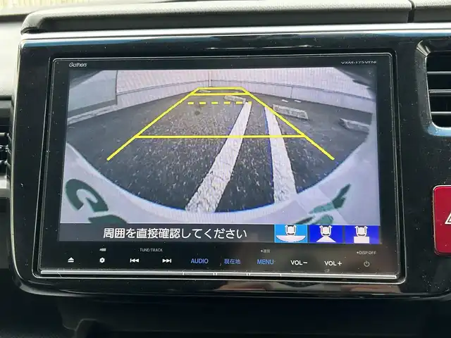 ホンダ ステップワゴン スパーダ クールスピリット 埼玉県 2017(平29)年 10.2万km ホワイトオーキッドパール ワンオーナー/Honda SENSING/・衝突軽減ブレーキ (CMBS)/・路外逸脱抑制機能/・渋滞追従機能付アダプティブクルーズコントロール/　 (ACC)/・車線維持支援システム (LKAS)/純正9インチメモリナビ　（VXM-175VFNi）/DTV/CD/DVD/BT/USB/iPod/AUX/AppleCarPlay/SD/SDREC/両側パワースライドドア/パドルシフト/前席ヒートシーター/純正ビルトインETC　/社外前後ドライブレコーダー（CSD-790FHG）/スマートキー/スペアキー/VSA（ビークルスタビリティアシスト）/　・ABS機能　/　・TCS（トラクションコントロールシステム）機能/　・横滑り抑制機能/盗難防止装置　/アイドリングストップ