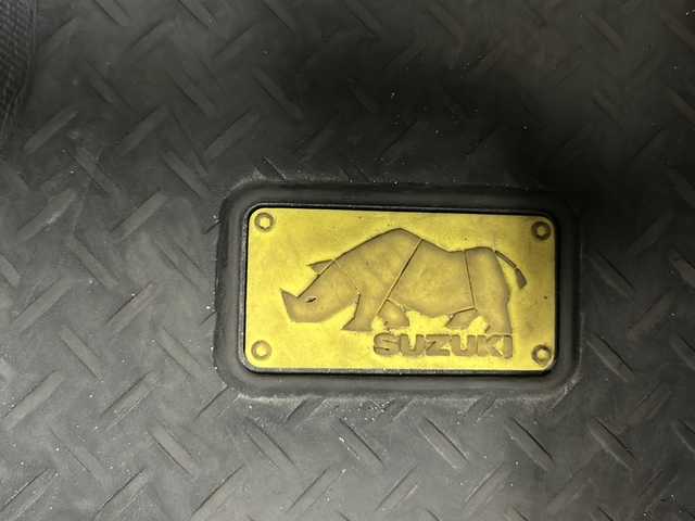 スズキ ジムニー XC 静岡県 2022(令4)年 2.3万km ジャングルグリーン スズキセーフティサポート/・衝突軽減ブレーキ/・レーンキープアシスト/純正ナビ/・フルセグTV/・CD/DVD/Bluetooth/ラジオ/主要装備/・バックカメラ　/・ドライブレコーダー前後　/・ステアリングリモコン　/・ＥＴＣ/・クルーズコントロール　/・シートヒーター　/・革巻きステアリング　/・オートライト