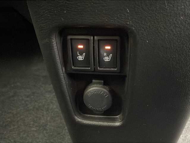 スズキ ハスラー HYBRID G 愛知県 2020(令2)年 4.7万km クールカーキPM 社外メモリーナビゲーション/【Bluetooth/フルセグTV/CD/DVD/USB】/デュアルカメラブレーキシステム/クリアランスソナー/アイドリングストップ/横滑り防止装置/レーンアシスト/前席シートヒーター/オートエアコン/ステアリングリモコン/プッシュスタート/レベライザーヘッドライト/オートライト/スマートキー/スペアキー