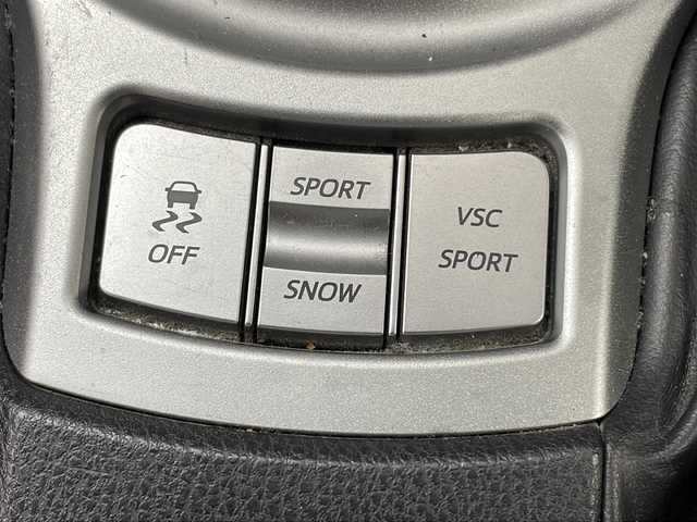 トヨタ ８６ GT 鹿児島県 2013(平25)年 12.1万km ライトニングレッド 社外SDナビ/（AM/FM/CD/DVD/Bluetooth）/バックカメラ/モデリスタエアロ/パドルシフト/ガナドール製マフラー/社外AW（ENKEI）/純正フロアマット/スマートキー /AAC/オートライト