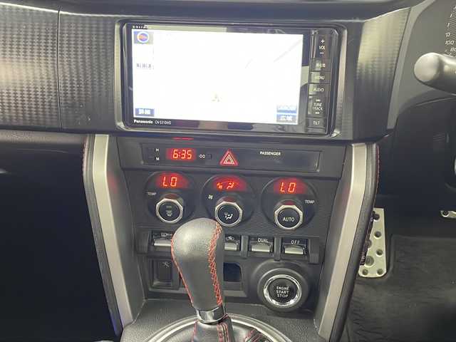 トヨタ ８６ GT 鹿児島県 2013(平25)年 12.1万km ライトニングレッド 社外SDナビ/（AM/FM/CD/DVD/Bluetooth）/バックカメラ/モデリスタエアロ/パドルシフト/ガナドール製マフラー/社外AW（ENKEI）/純正フロアマット/スマートキー /AAC/オートライト