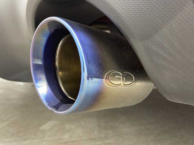 トヨタ ８６ GT 鹿児島県 2013(平25)年 12.1万km ライトニングレッド 社外SDナビ/（AM/FM/CD/DVD/Bluetooth）/バックカメラ/モデリスタエアロ/パドルシフト/ガナドール製マフラー/社外AW（ENKEI）/純正フロアマット/スマートキー /AAC/オートライト
