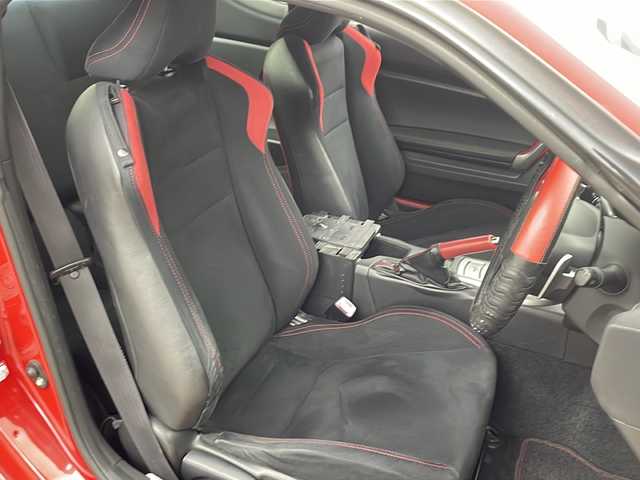 トヨタ ８６ GT 鹿児島県 2013(平25)年 12.1万km ライトニングレッド 社外SDナビ/（AM/FM/CD/DVD/Bluetooth）/バックカメラ/モデリスタエアロ/パドルシフト/ガナドール製マフラー/社外AW（ENKEI）/純正フロアマット/スマートキー /AAC/オートライト