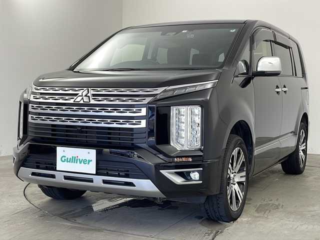 三菱 デリカＤ：５ P 兵庫県 2023(令5)年 1.9万km アメジストブラック ・純正10インチナビ/CD/DVD/USB/Bluetooth/TV/・全方位カメラ/・ステアリングヒーター/・前席シートヒーター/・両側パワースライドドア/・パワーバックドア/・e-Assist/・衝突被害軽減システム/・誤発進抑制機能/・車線逸脱警報システム/・ブラインドスポットモニター/・レーンチェンジアシスト機能/・リヤクロストラフィックアラート/・レーダークルーズコントロール/・ブラインドソナー/・電動サイドステップ/・ドライブレコーダー/・ETC/・LEDヘッドランプ/・18インチ純正アルミホイール/・フロアマット
