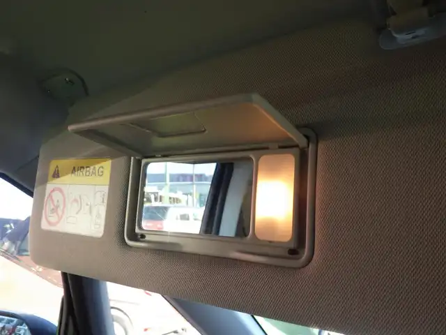 三菱 デリカＤ：５ P 千葉県 2023(令5)年 1.9万km アメジストブラック ・純正10インチナビ/CD/DVD/USB/Bluetooth/TV/・全方位カメラ/・ステアリングヒーター/・前席シートヒーター/・両側パワースライドドア/・パワーバックドア/・e-Assist/・衝突被害軽減システム/・誤発進抑制機能/・車線逸脱警報システム/・ブラインドスポットモニター/・レーンチェンジアシスト機能/・リヤクロストラフィックアラート/・レーダークルーズコントロール/・ブラインドソナー/・電動サイドステップ/・ドライブレコーダー/・ETC/・LEDヘッドランプ/・18インチ純正アルミホイール/・フロアマット