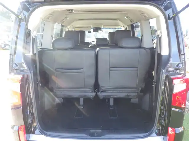 三菱 デリカＤ：５ P 千葉県 2023(令5)年 1.9万km アメジストブラック ・純正10インチナビ/CD/DVD/USB/Bluetooth/TV/・全方位カメラ/・ステアリングヒーター/・前席シートヒーター/・両側パワースライドドア/・パワーバックドア/・e-Assist/・衝突被害軽減システム/・誤発進抑制機能/・車線逸脱警報システム/・ブラインドスポットモニター/・レーンチェンジアシスト機能/・リヤクロストラフィックアラート/・レーダークルーズコントロール/・ブラインドソナー/・電動サイドステップ/・ドライブレコーダー/・ETC/・LEDヘッドランプ/・18インチ純正アルミホイール/・フロアマット