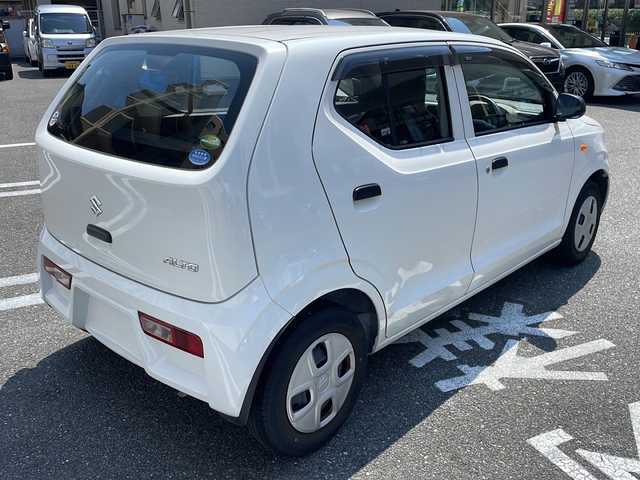 スズキ アルト F 広島県 2020(令2)年 3.7万km スペリアホワイト /登録時走行距離/　　　　　　　36336キロ/純正オーディオ/取扱説明書/