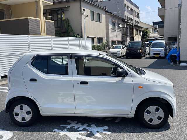 スズキ アルト F 広島県 2020(令2)年 3.7万km スペリアホワイト /登録時走行距離/　　　　　　　36336キロ/純正オーディオ/取扱説明書/